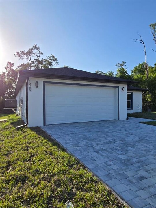 1469 Atlas St in Port Charlotte, FL - Building Photo