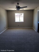 858 Mission De Oro Dr in Redding, CA - Building Photo - Building Photo