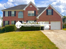 425 Brunswick Cir in Stockbridge, GA - Building Photo