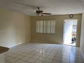 718 SW 7th St in Hallandale Beach, FL - Building Photo - Building Photo