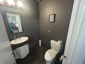 614 S Troy St, Unit 209 in Royal Oak, MI - Foto de edificio - Building Photo