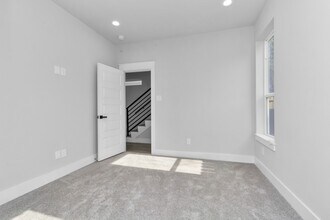 2706 Dennis St in Houston, TX - Building Photo - Building Photo