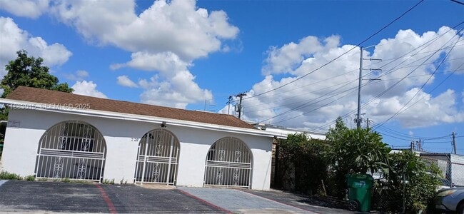 property at 729 NW 114th St