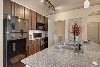 Liberty Pointe in Oklahoma City, OK - Building Photo - Building Photo