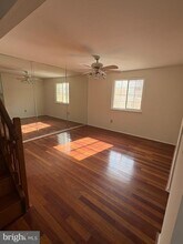 19505 Turtle Dove Terrace in Gaithersburg, MD - Building Photo - Building Photo