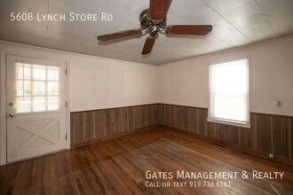 5608 Lynch Store Rd in Mebane, NC - Building Photo - Building Photo