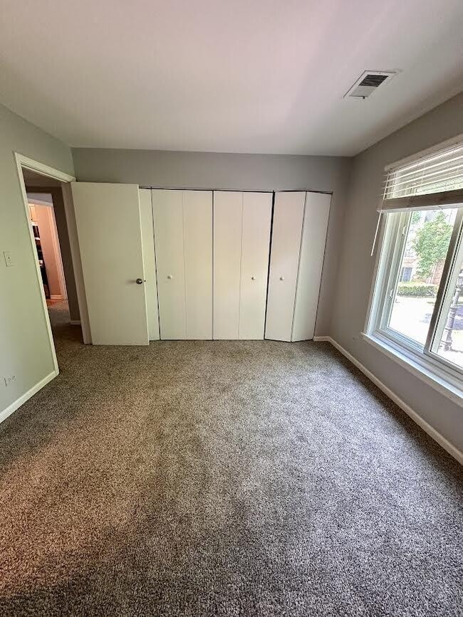 1499 Shermer Rd in Northbrook, IL - Building Photo - Building Photo