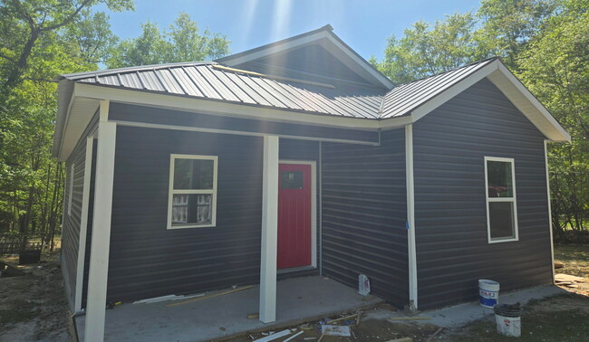 property at 274 Bledsoe Dr