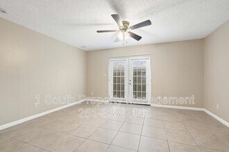 6527 Old Shell Rd in Mobile, AL - Building Photo - Building Photo