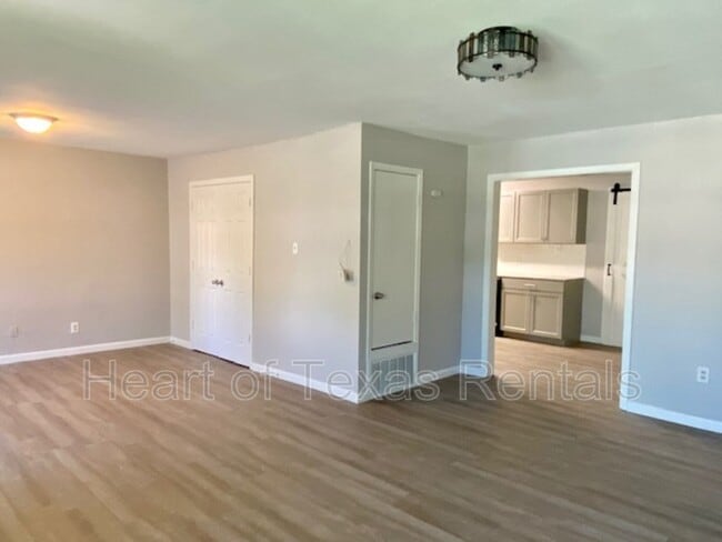 3600 Maple Ave in Waco, TX - Building Photo - Building Photo