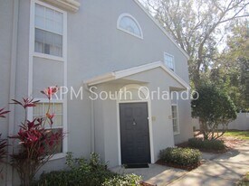 1611 Columbia Arms Cir in Kissimmee, FL - Building Photo