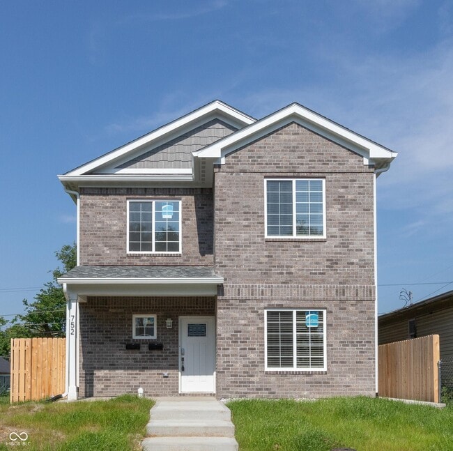 property at 752 S Elder Ave