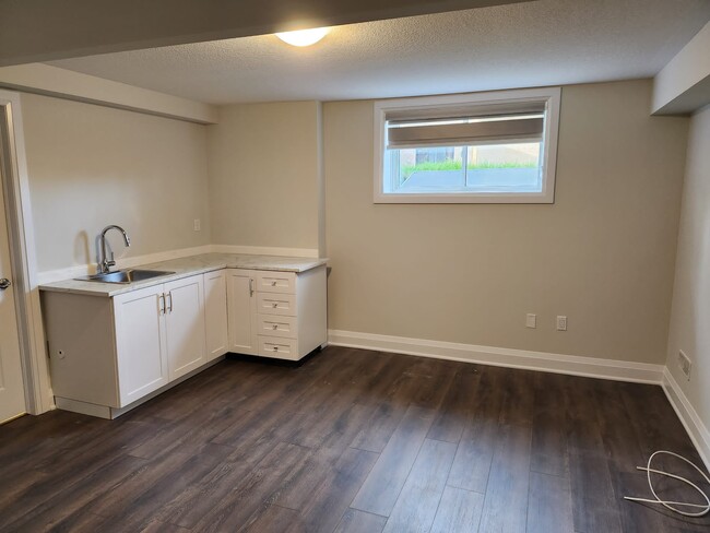 235 Raspberry Pl in Waterloo, ON - Building Photo - Building Photo