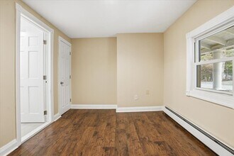 1206 Cherry Lane Rd in East Stroudsburg, PA - Foto de edificio - Building Photo