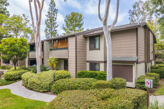 River Oaks Apartments in Lake Forest, CA - Building Photo - Building Photo