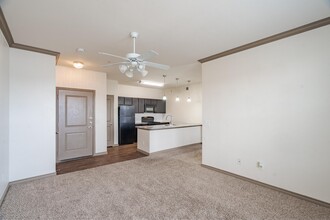 Tradewinds Apartments in Midland, TX - Building Photo - Building Photo