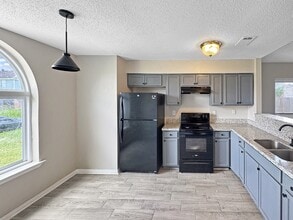 4164 Lac du Bay Dr in Harvey, LA - Building Photo - Building Photo