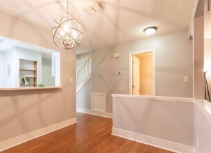 1749 Beechwood Cir S in Tallahassee, FL - Building Photo - Building Photo