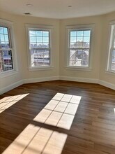 451 Somerville Ave, Unit 3 in Somerville, MA - Building Photo - Building Photo