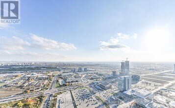 7890 Jane St in Vaughan, ON - Building Photo - Building Photo