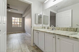 4763 Travini Cir in Sarasota, FL - Building Photo - Building Photo