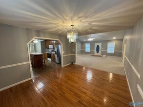 104 Cypress Cir in Albertville, AL - Foto de edificio - Building Photo