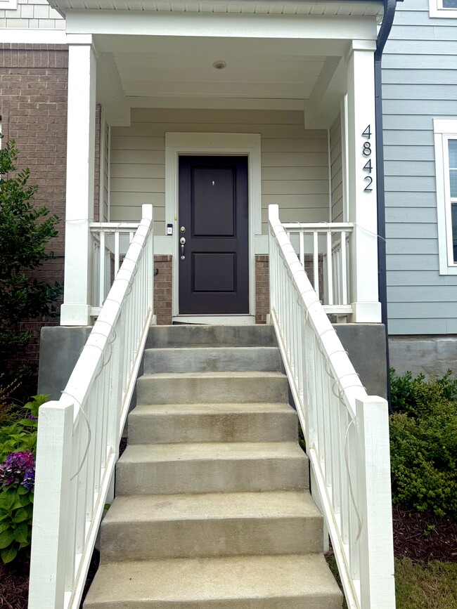 4842 Megara Run in Raleigh, NC - Building Photo - Building Photo