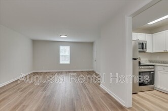 40 Conifer Ct in North Augusta, SC - Building Photo - Building Photo