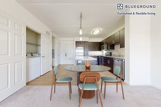 3 Chrysler Rd-Unit -FL9-ID1477A in Natick, MA - Foto de edificio - Building Photo