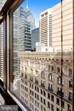 1500 Chestnut St in Philadelphia, PA - Building Photo - Building Photo