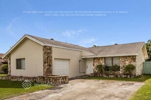 413 SW 75th Ave in North Lauderdale, FL - Building Photo