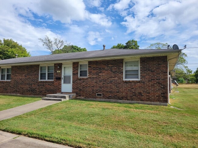 property at 1419 E Cairo St