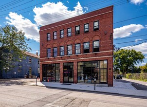6011 Madison Rd-Unit -Apt 7 in Cincinnati, OH - Building Photo - Building Photo