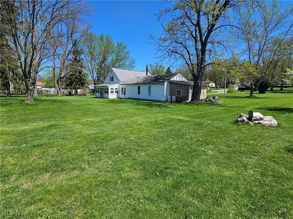 754 Fettro Rd in Akron, OH - Building Photo