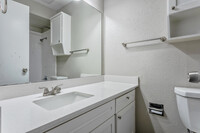 Parkwyn Townhomes in North Richland Hills, TX - Building Photo - Interior Photo