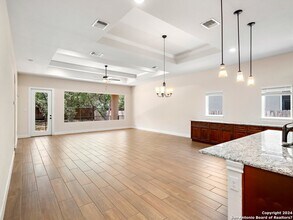 578 Carriage House in Spring Branch, TX - Building Photo - Building Photo