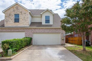 1020 Rodin Ln in Carrollton, TX - Building Photo