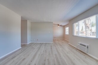 505 E Madison Ave in El Cajon, CA - Building Photo - Building Photo