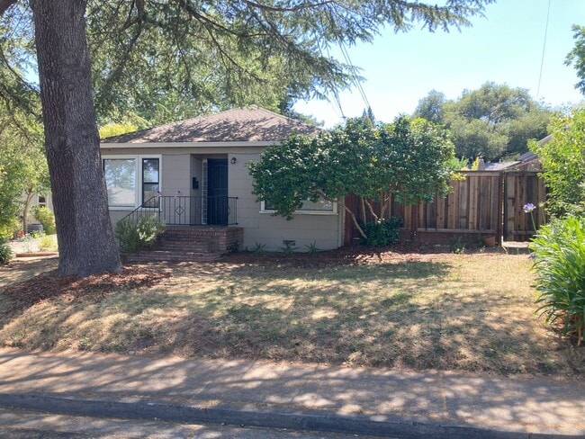 property at 276 Murphy Ave