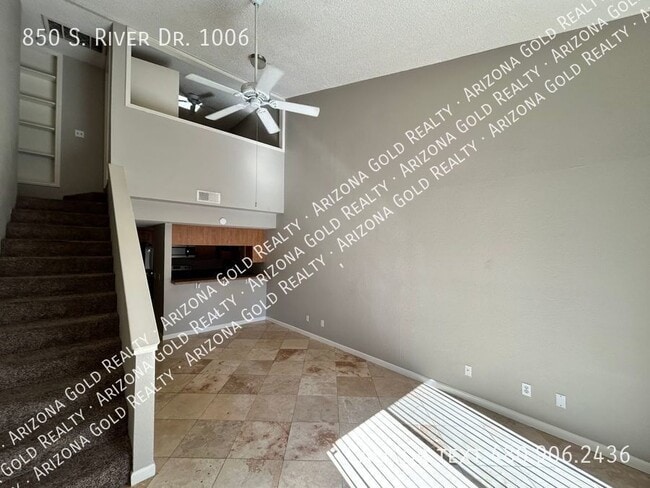 850 S River Dr in Tempe, AZ - Building Photo - Building Photo