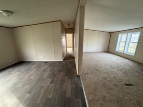 2500 Mann Rd in Village of Clarkston, MI - Building Photo - Building Photo