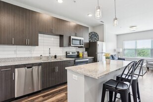 Whispering Heights in Edwardsville, IL - Building Photo