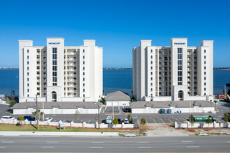 Paramount Riverfront Condominiums in Melbourne, FL - Building Photo - Building Photo