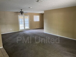 3402 Hastings Dr in Arlington, TX - Building Photo - Building Photo