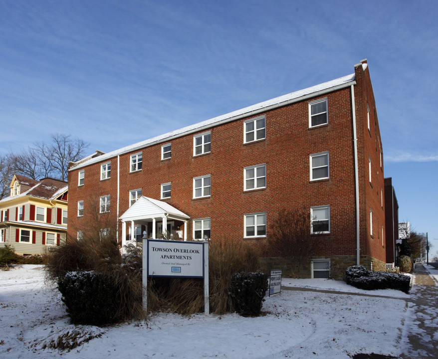 Towson Overlook Apartments in Towson, MD - Building Photo