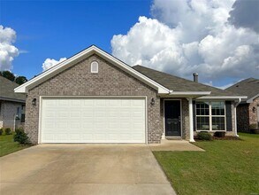467 Buena Vista Wy in Prattville, AL - Building Photo - Building Photo
