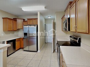 15422 Peach Stone Pl in Ruskin, FL - Foto de edificio - Building Photo