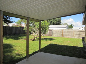 3708 N Sherwood Cir in Cocoa, FL - Building Photo - Building Photo