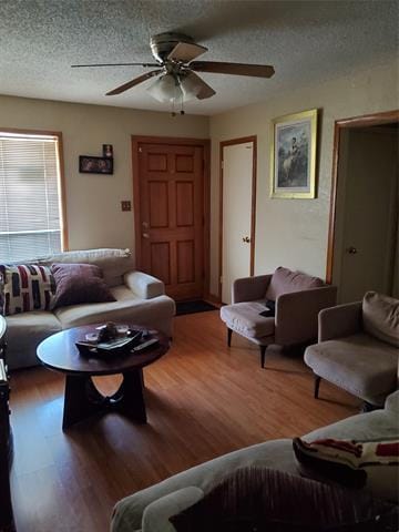 254 Oakwood Ln in Lewisville, TX - Building Photo - Building Photo