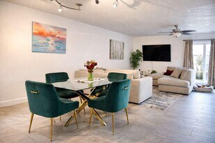 6843 NW 29th Ave in Fort Lauderdale, FL - Building Photo